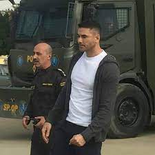 لا ينظر الله عز وجل إلى رجل جامع امرأته في دبرها. Ø£Ø­Ù…Ø¯ Ø¹Ø² ÙŠÙ‡Ø¯Ø¯ Ù†Ø¬Ø§Ø­ Ø£Ø­Ù…Ø¯ Ø§Ù„Ø³Ù‚Ø§ ÙˆÙŠÙ‚ØªØ±Ø¨ Ù…Ù† ÙƒØ³Ø± Ø±Ù‚Ù…Ù‡ Ø§Ù„Ù‚ÙŠØ§Ø³ÙŠ Ù…Ø¬Ù„Ø© Ù‡ÙŠ