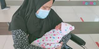 Darul ehsan medical centre shah alam via. Sempat Bantu Ibu Lain Tukarkan Lampin Bayi Bayi Di Wad Sementara Tunggu Bersalin Ibu Ini Kongsi Pengalaman Bersalin Tempoh Pkp Pa Ma