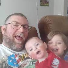 What causes a 5.3 engine to sometimes tap at idle and how to fix it?