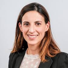 Sarah Cattan's Instagram, Twitter & Facebook