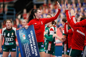 Magyar kézilabda kézilabda könyvek magyar kézilabda szövetségek legfrissebb hírek magyar. A Magyar Noi Kezilabda Valogatott Mar Fel Labbal A Daniai Europa Bajnoksag Kozepdontojeben Van Sport