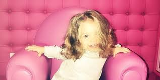 Her mother chose her name. Buon Compleanno Vita Mia Totti Festeggia Su Instagram I Due Anni Di Isabel