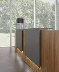 Mostrador Para Recepcion Modular Z2 By Quadrifoglio Sistemi D Arredo Diseno Centro Design Quadrifoglio Bancone Reception Arredamento Sala D Attesa Banconi
