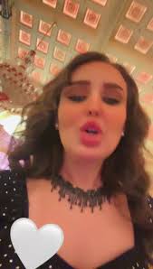 A Snapchat video by singer مشاعل🎤🎹🎻🎶