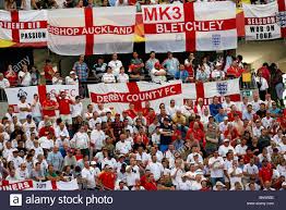 Fury as england fans hurl beer over tourists and jump into canal. England Football Fans Stockfotos Und Bilder Kaufen Alamy