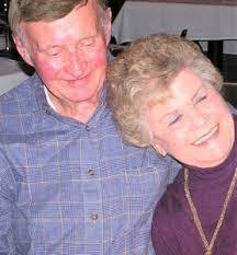 Lara Stark's Instagram, Twitter & Facebook