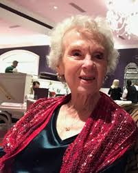 Darlene Willard's Instagram, Twitter & Facebook