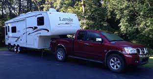 The nissan titan can pull a 5th wheel, though its towing capacity will limit the size of the 5th wheel it can safely tow behind it. 5th Wheel Or Travel Trailer Rv Nissan Titan Forum