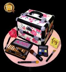 Delicious chocolate heart cakes : A Replica Of The Make Up Artists Make Up Kit By Faj House Of Cakes Handpaintedcakes 3dcakes Make Up Couturecakes Customcakesiligan Ca Cakecentral Com
