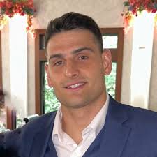 Therapists, don't be afraid to share your struggles and doubts. You're not  alone.