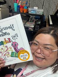 Hello fall!!! #3dtree #2dand3dimensional #artistatheart #7th8thactivity