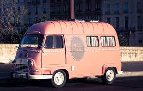 Le Boudoir Des Cocottes Beauty Truck Pour Un Evjf Blog Mariage Boudoir Blog Mariage Vans