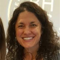 Mary Kinter's Instagram, Twitter & Facebook