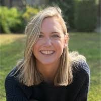 Mindy Holbrook's Instagram, Twitter & Facebook