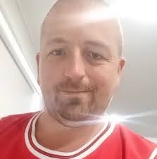 Michael Maginnis's Instagram, Twitter & Facebook