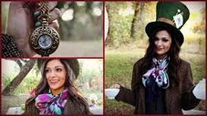 Alice im wunderland kostüme sind eine wunderbar mystische idee an halloween. Hut Fur Den Verruckten Hutmacher Alice Im Wunderland Selbst Machen Beauty