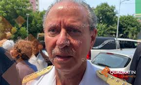 Van más de 500 personas a misa de cuerpo presente de Luis Walton