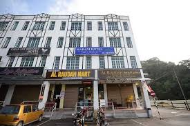 The cameron highlands is a district in pahang, malaysia, occupying an area of 712.18 square kilometres (274.97 sq mi). Madani Hotel Cameron Highlands Tanah Rata C Letsgoholiday My