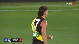 Erken yaşam ve genç futbol. 7afl On Twitter Rioli Rocking The Mullet For Season 2020