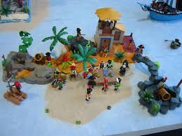 Evocando El Espiritu De Tolousse Lautrec Playmobil Pirate Island Playmat