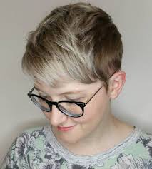 These 20 beautiful androgynous haircuts will inspire you. 20 Stunning Androgynous Haircuts Ideas Page 3 Of 20 Hairstyles Ideas