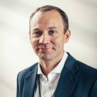 Frank Amado's Instagram, Twitter & Facebook