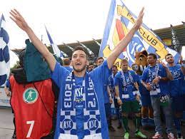 Hakan calhanoglu is the brother of muhammed calhanoglu (without club). Ksc Spielmacher Hakan Calhanoglu Wirbelt Kunftig Fur Den Hsv Der Spiegel