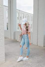 Be Nice Tee Jeans Cap Outfits For Women Outfits With Hats Cap Outfit