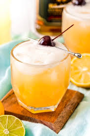This Whiskey Sour Recipe Is My Favorite Version Of The Classic Cocktail Made With Bourbon And Homemade S In 2020 Whiskey Sour Ingredients Homemade Sour Mix Sour Foods