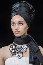 The Best Jewelry Sunglasses Hats And More From Spring 2018 Amazing Jewelry Fashion Trending Accessories