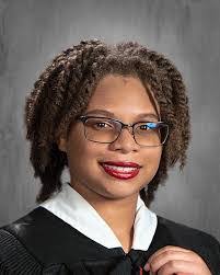 Kira Palmer's Instagram, Twitter & Facebook