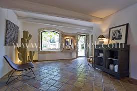 Mas De Vacances Avec Piscine Privee Chateaurenard Provence Coins Secrets Piscine Privee Piscine Mobilier Exterieur