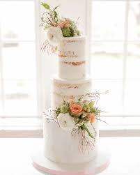 While a traditional wedding cake is still a popular dessert option, what about other wedding desserts? 170 Floral Wedding Cakes Ideas Wedding Cakes Floral Wedding Cakes Wedding Cakes With Flowers