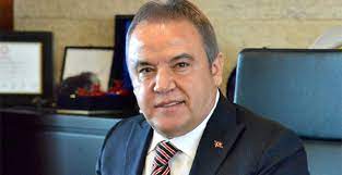 1962 yılında antalya'nın konyaaltı i̇lçesinde doğdu. Muhittin Bocek Kimdir Chp Nin Antalya Buyuksehir Belediye Baskan Adayi Belli Oldu Son Dakika