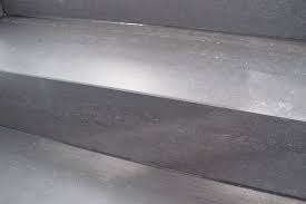 Treppenstufe Auf Gehrung Geschnitten Feinsteinzeug Treppe Fliesenschneiden Treppe Fliesen Treppenstufen Treppe