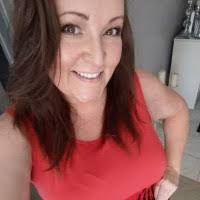 Heidi Wetherbee's Instagram, Twitter & Facebook