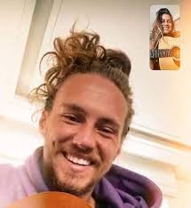 Carolina loureiro e vitor kley matam saudades no algarve. Vitor Kley Viaja E Reencontra Com Namorada Apos Cinco Meses Rd1