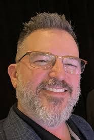 Rob Steele's Instagram, Twitter & Facebook