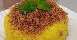 Turmeric rice), is an indonesian fragrant rice dish cooked with coconut milk and turmeric, hence the name nasi kuning (yellow rice). 38 Resep Ketan Kuning Serundeng Enak Dan Sederhana Ala Rumahan Cookpad