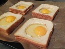Das Perfekte Abendessen Geht Total Einfach Und Ist Mal Was Anderes Als Die Klassische Brotzeit Fur Vier Toasts Essen Und Trinken Ideen Furs Essen Rezepte