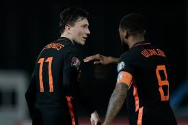 De aanvaller begrijpt de emotie bij de supporters van de rotterdammers. Uefa Euro 2020 On Twitter Netherlands Lead 1 0 Against Gibraltar Steven Berghuis Claims His Second Goal In 2 Games Wcq