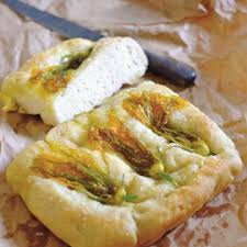 Rezept Von Claudio Del Principe Focaccia Mit Zucchinibluten Rezepte Fingerfood Rezepte Focaccia