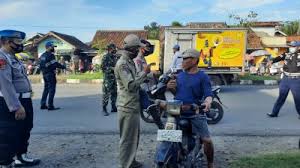 Langkah 1 siapkan satu halaman surat lamaran yang menjelaskan mengapa dirinya adalah kandi dat yang paling sesuai untuk posisi. Paofybgkmwuilm