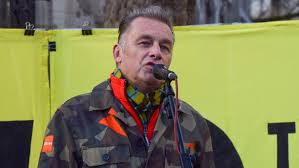chris packham