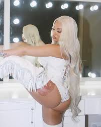 Latto (777) - ShesFreaky