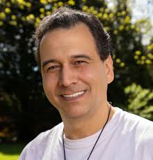 Lynn's Hallmark Shop Gift & Greeting Cards