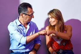 Han och leyla onur blev 1994 de första ledamöterna i tyska förbundsdagen med turkiska föräldrar. Cem Ozdemir Uber Seine Multikulti Family Mit Pia Castro Brigitte De