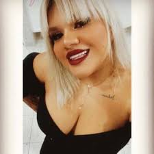 La joven dijo que su soportó golpes y abuso verbal de parte de la exesposa de jorge rial. Morena Rial Moorerial Twitter