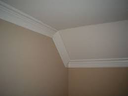 Crown Molding Angles Vaulted Ceiling Crown Mouldings Installed Detailed Crown Moulding Phot Crown Molding Vaulted Ceiling Ceiling Crown Molding Crown Molding
