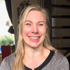 Een waslijst aan klachten kunnen vrouwen van 40+ ondervinden door de  natuurlijke afbraak van de hormonen Oestrogeen en Progesteron.